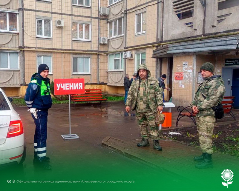 Учения по эвакуации людей из лифтов многоэтажек прошли в Белгородской области
