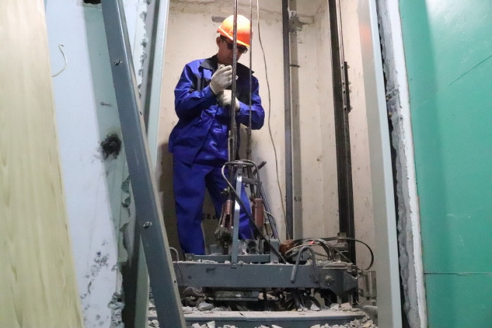 В Свердловской области за пять лет планируется замена более 3 300 лифтов