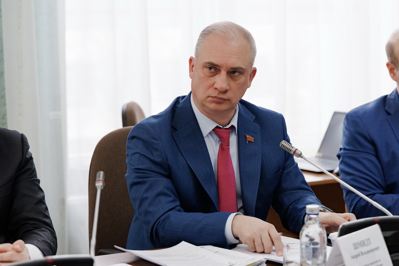 Андрей Шмидт о программе обновления лифтового фонда Челябинской области